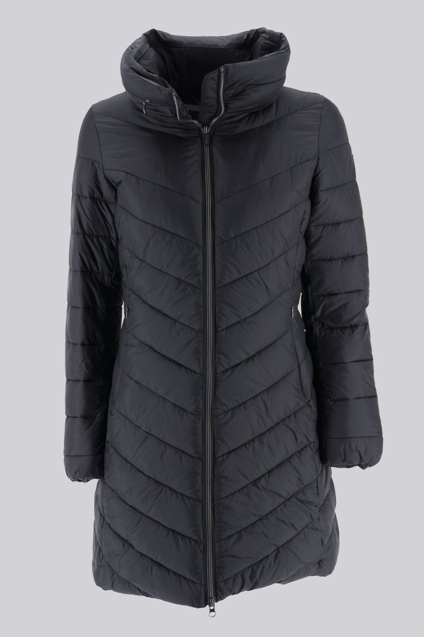 Long Down Jacket / Black