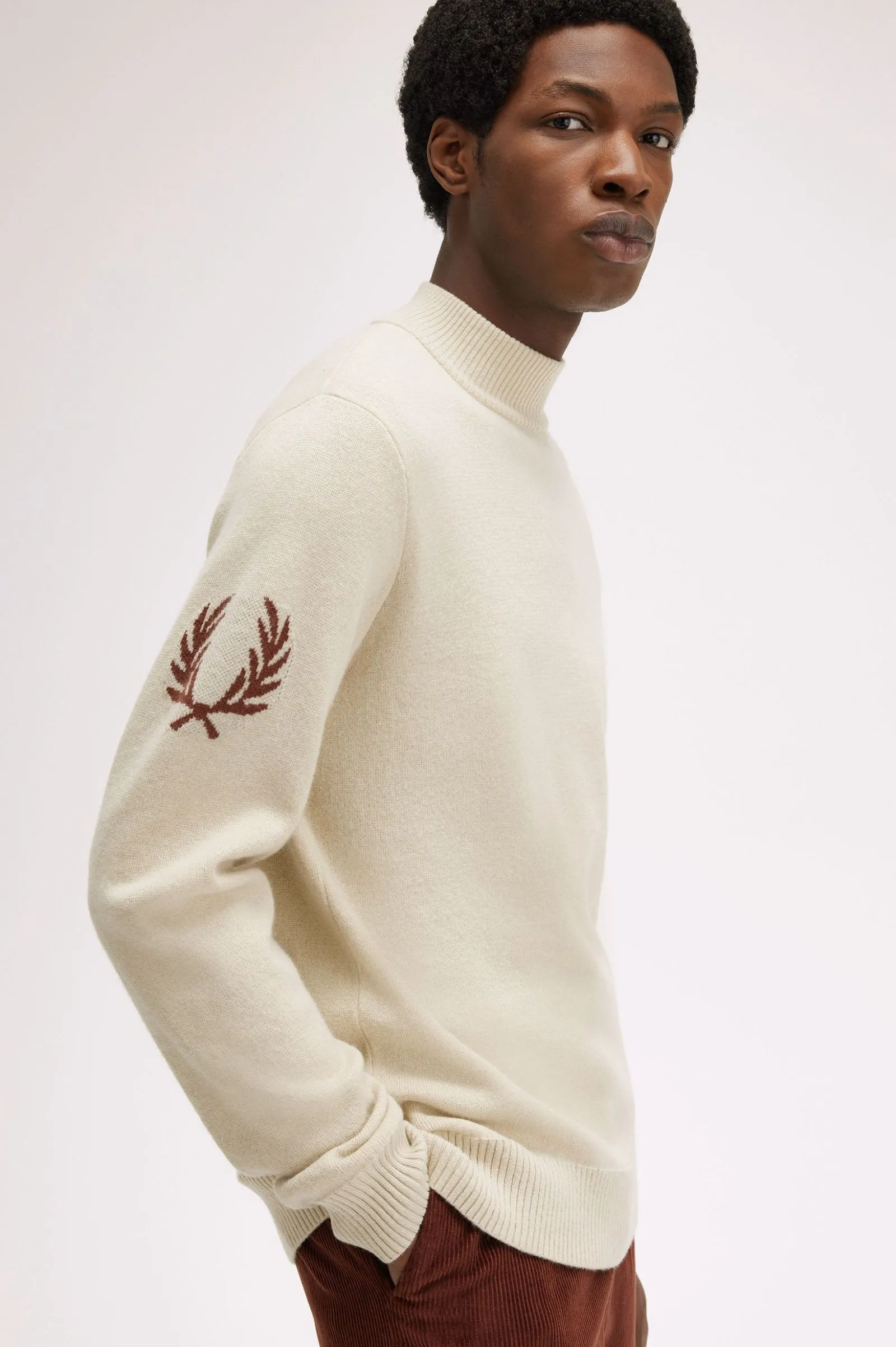 MAGLIONE CON COLLO A LUPETTO LAUREL WREATH FRED PERRY