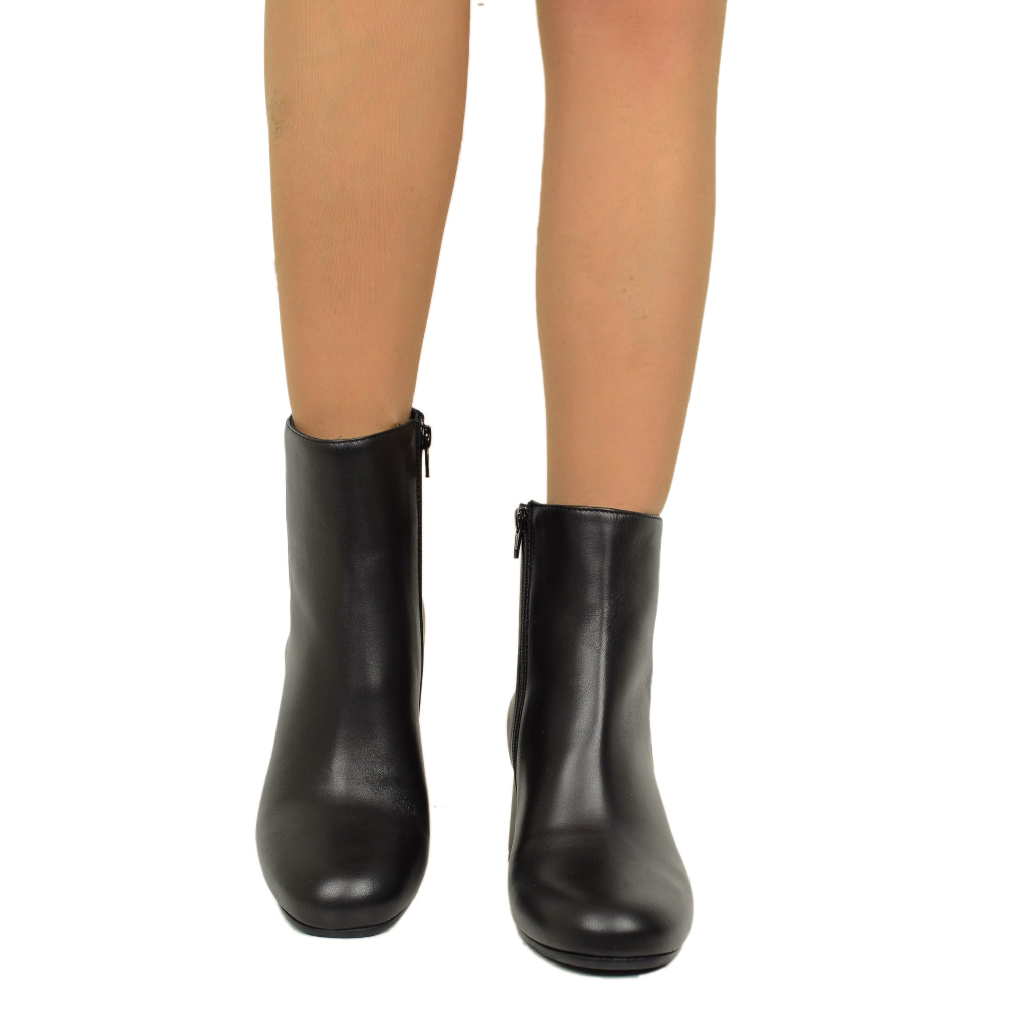 Stivaletti Donna Neri Tacco Medio con Zip Laterali Made in Italy